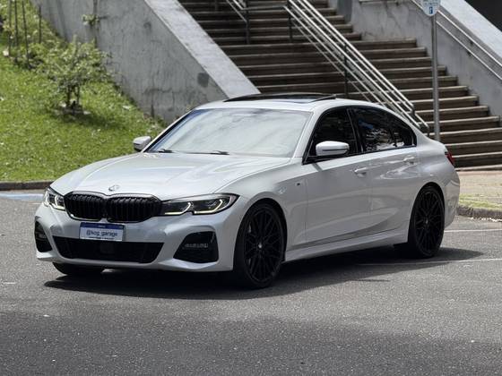 BMW 330i 2.0 16V TURBO GASOLINA M SPORT AUTOMÁTICO BMW 330i 2.0 16V TURBO GASOLINA M SPORT AUTOMÁTICO